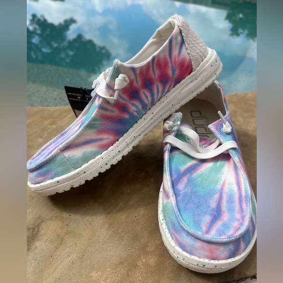 Hey Dude Women's Wendy Tie Dye Slip-On Shoes in Rose Candy Size 6 NWT - Picture 7 of 11